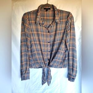 Forever 21 Junior's long sleeve button down polyester shirt, large